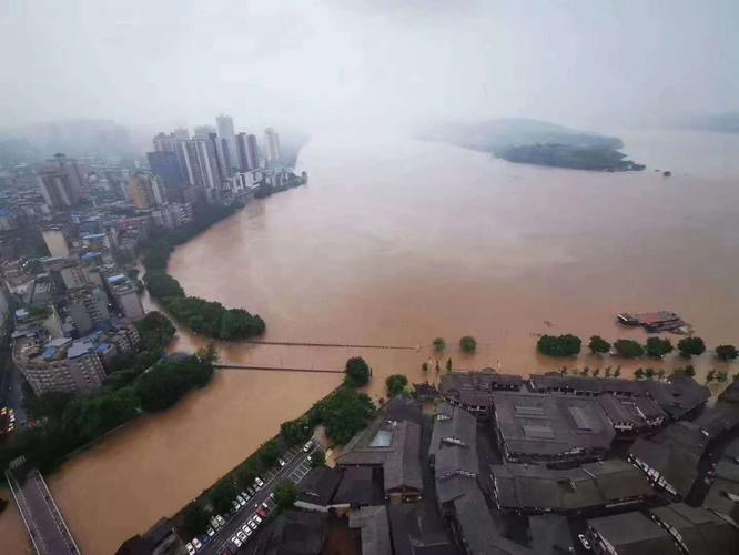 重庆吃席随多少份子钱重庆 洪水各地都有哪些特色小吃？能否分享一下